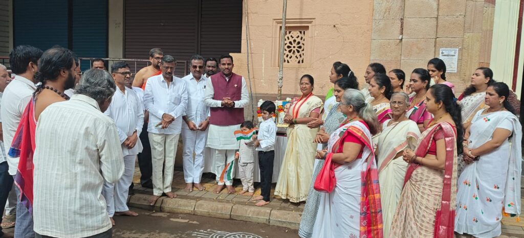 Flag Hosting in Dharwad